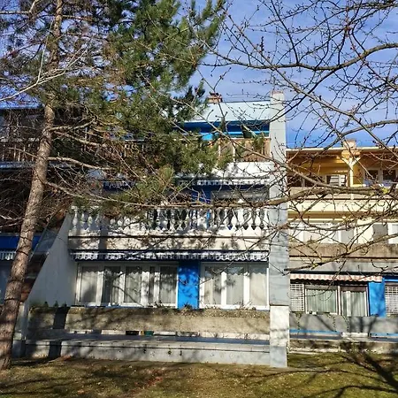 Leda Apartman