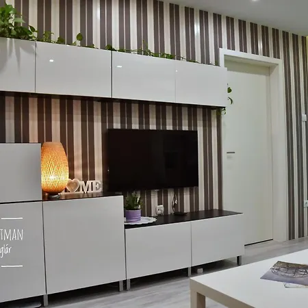 Leda Apartman Lejlighed